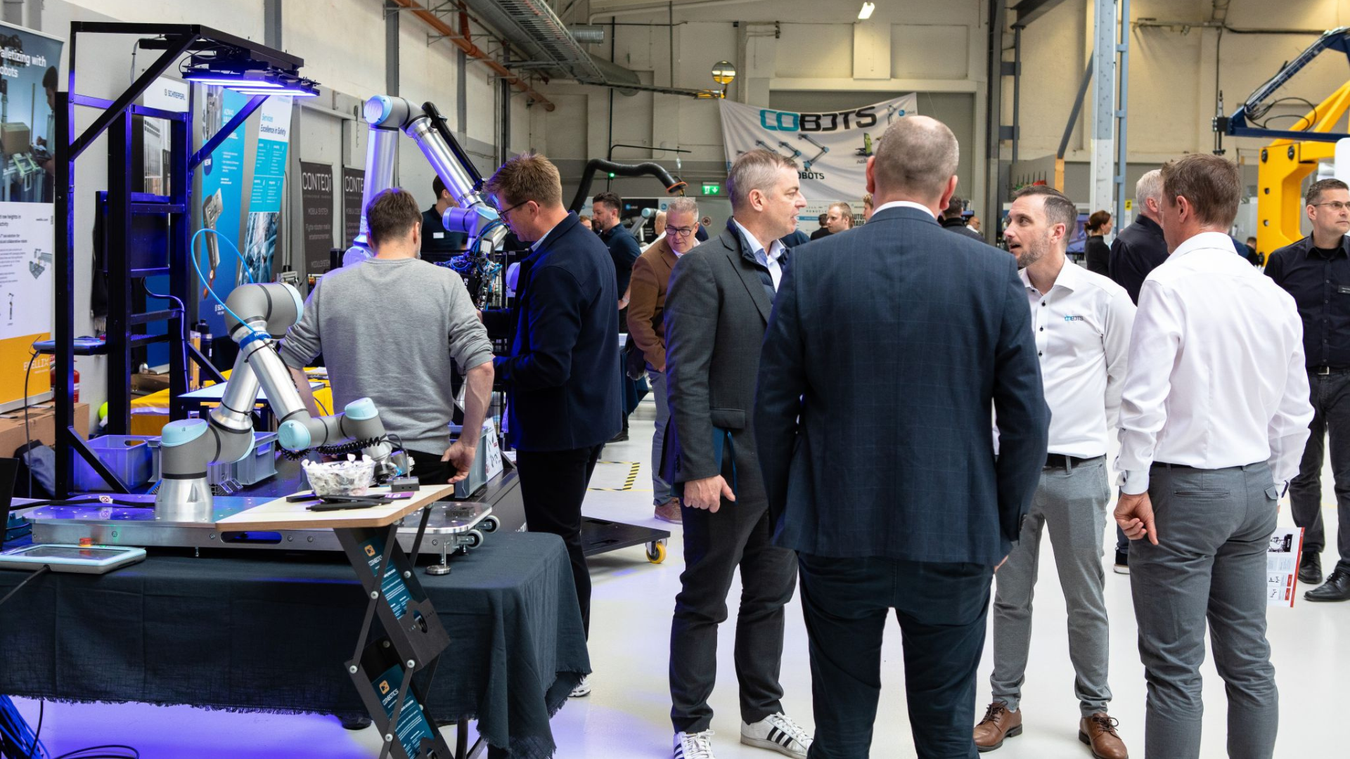 Scape Technologies showcasing the SCAPE Mini-Picker, a solution for industrial automation. John Espensen, Swedish Cobot Day 2023, CorPower Ocean